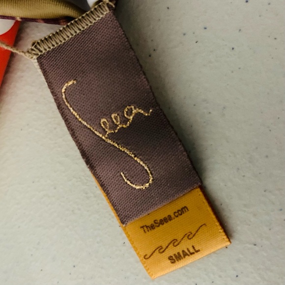 Seea Capitola Reversible Swim Bikini Top Size Small - Picture 12 of 15